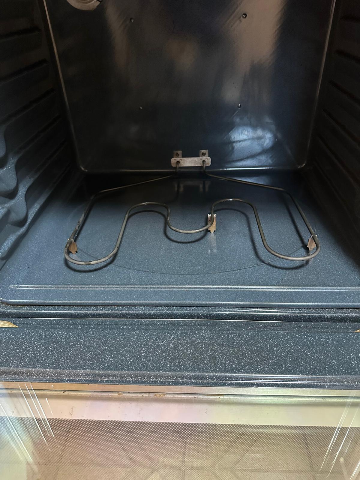 After: Oven cavity — spotless finish — Keep Clean Solutions LLC